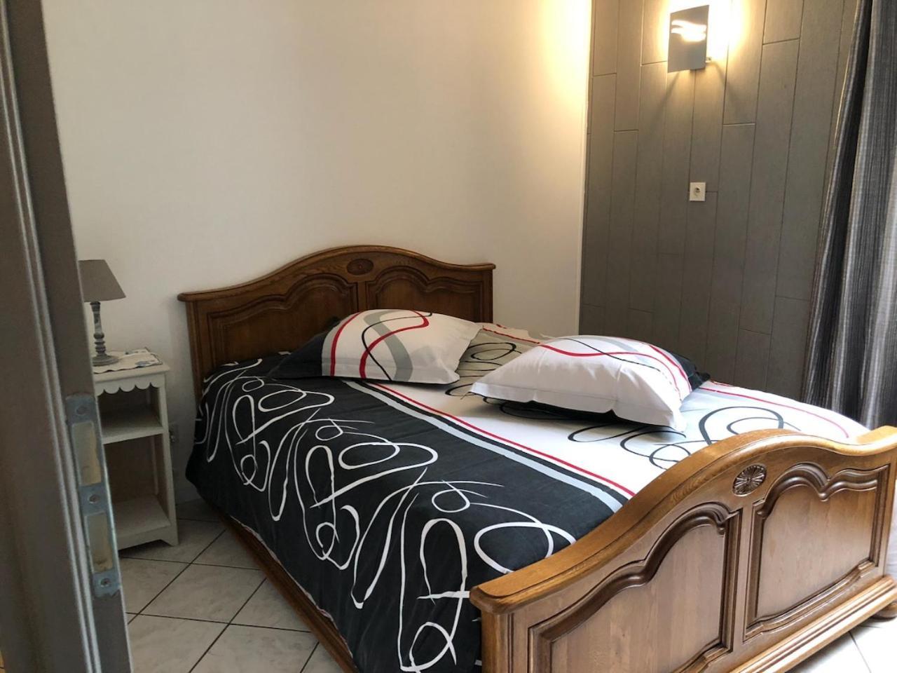 Bed and Breakfast Aux Berges Du Doubs Ougney-Douvot Exterior foto